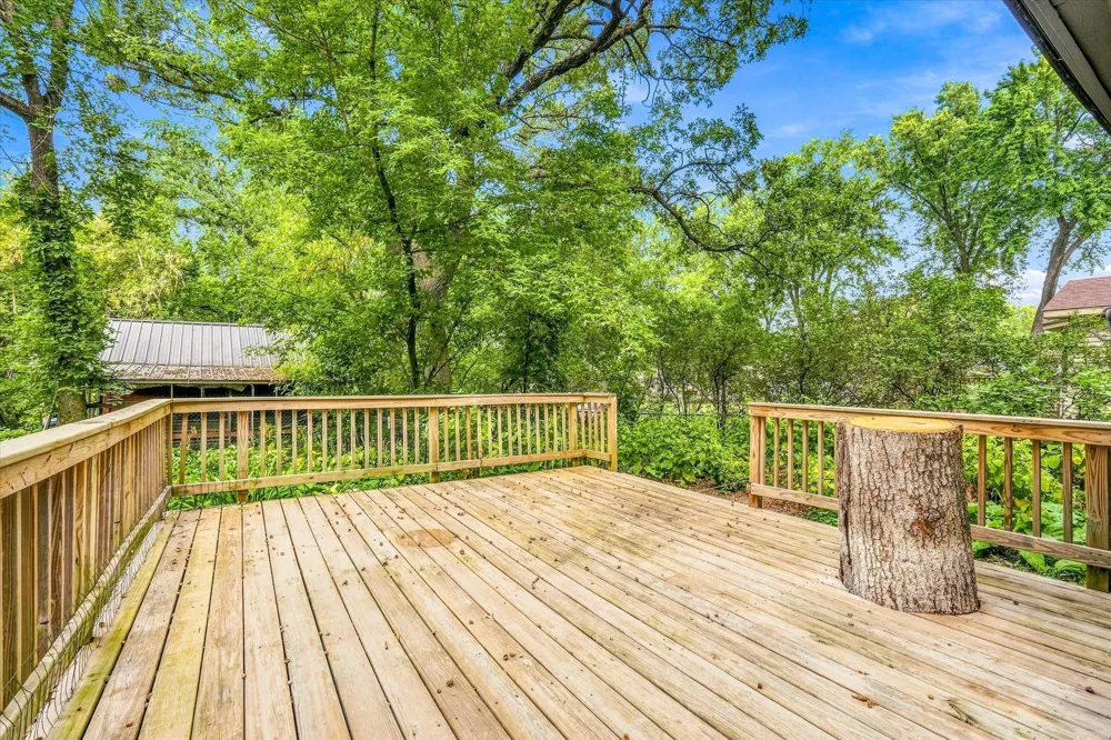2819 Helen Street North Saint Paul, MN 55109