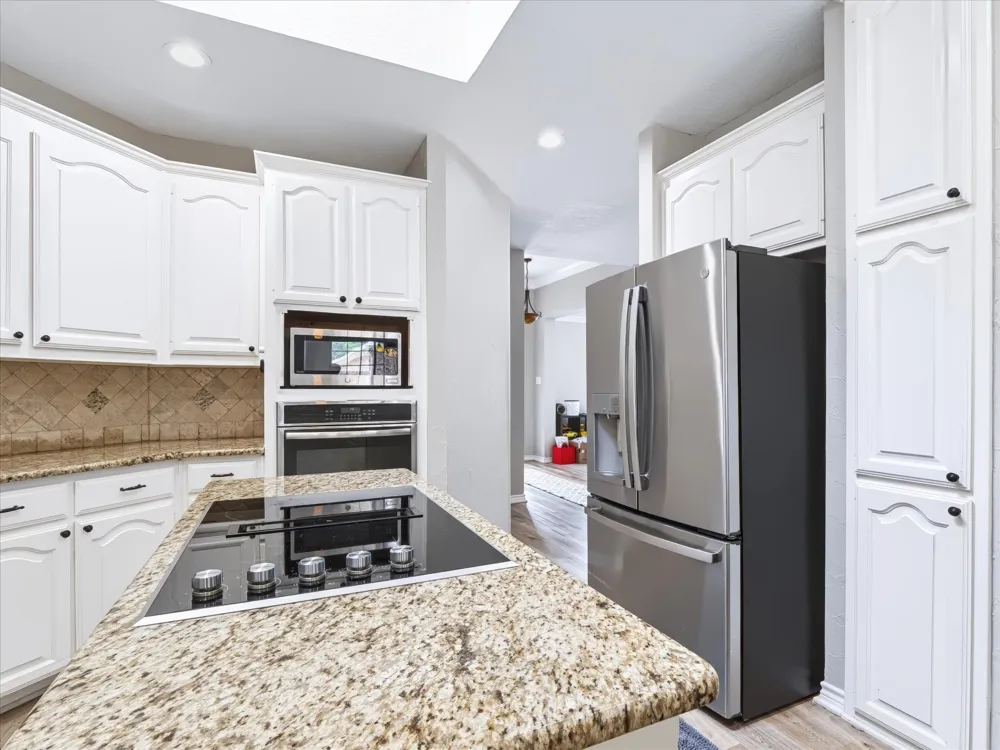 1605 Pleasant Run Keller, TX 76248