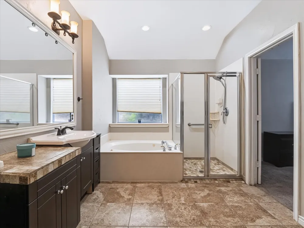 1605 Pleasant Run Keller, TX 76248