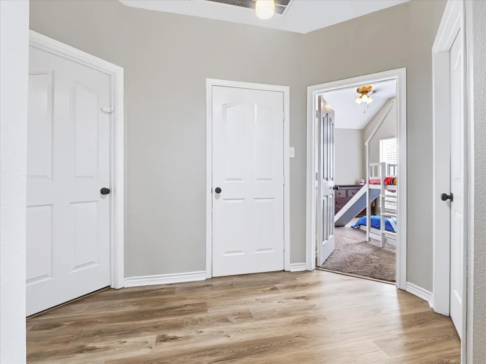 1605 Pleasant Run Keller, TX 76248