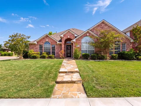 1605 Pleasant Run