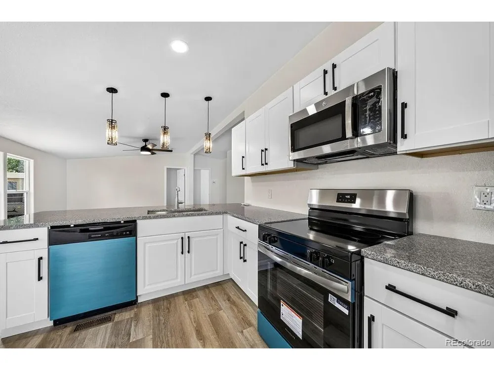 713 Santa Barbara Avenue Pueblo, CO 81005