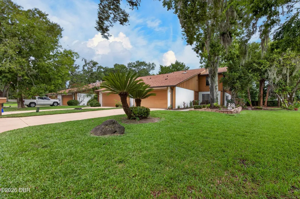 8 Appaloosa Trail Ormond Beach, FL 32174