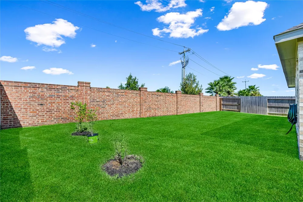 2701 Meridian Springs Drive Texas City, TX 77568