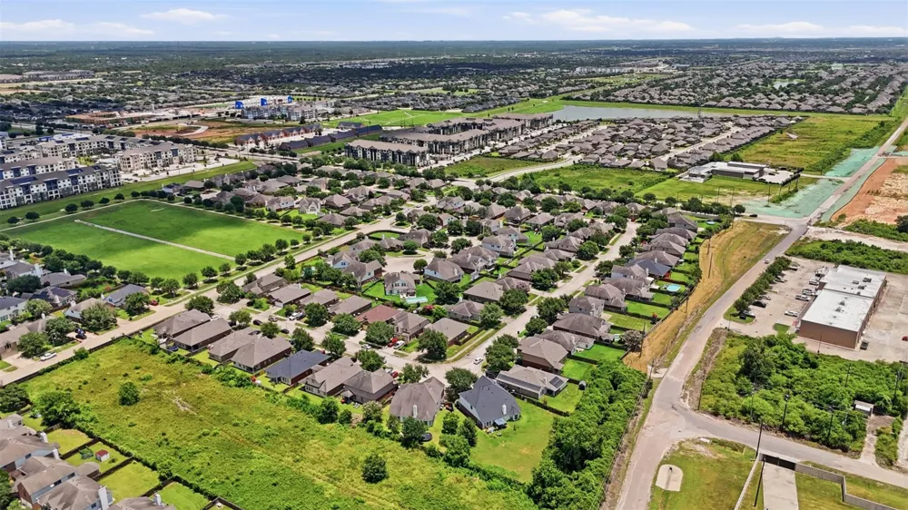 22023 Castle Hawk Trail Richmond, TX 77407