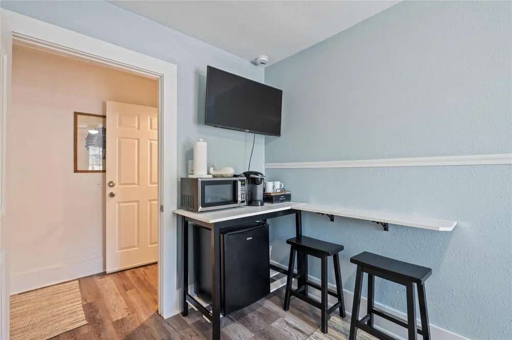 2912 Avenue N 1/2 Galveston, TX 77550