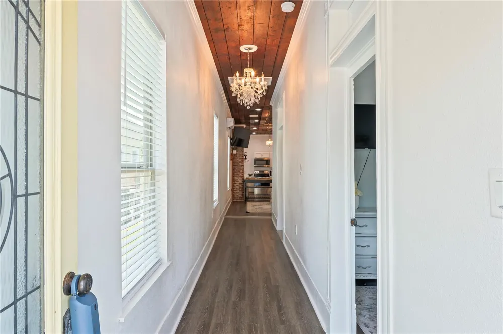 2912 Avenue N 1/2 Galveston, TX 77550