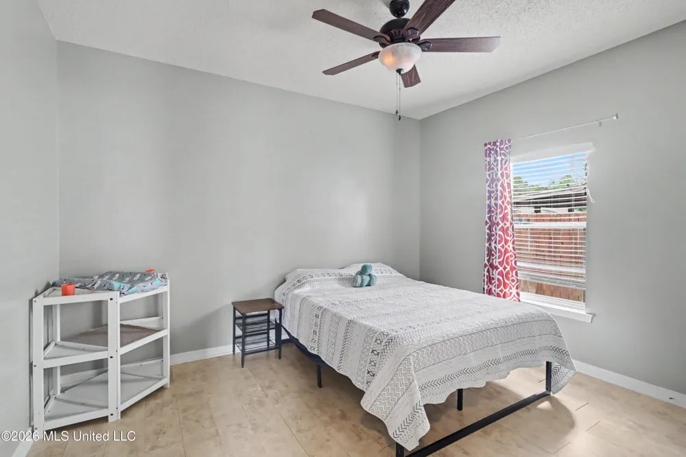 1564 Applewood Court Biloxi, MS 39532