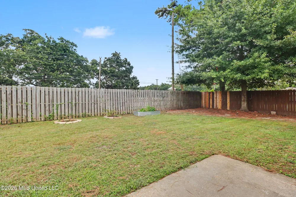 1564 Applewood Court Biloxi, MS 39532