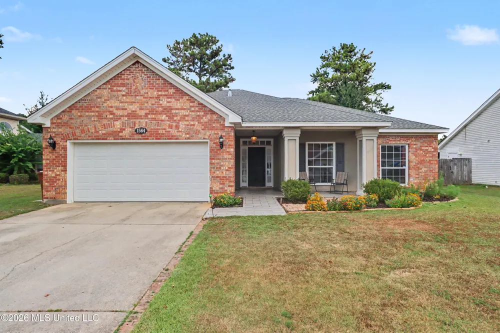 1564 Applewood Court Biloxi, MS 39532