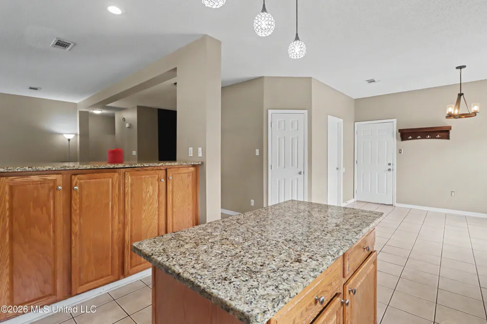 1564 Applewood Court Biloxi, MS 39532