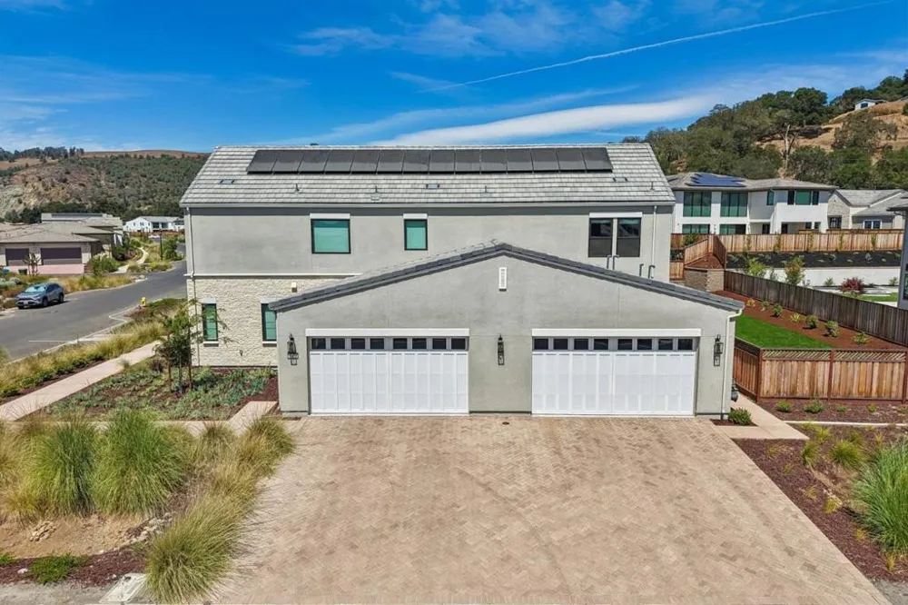 18471 Corte Zapala Morgan Hill, CA 95037