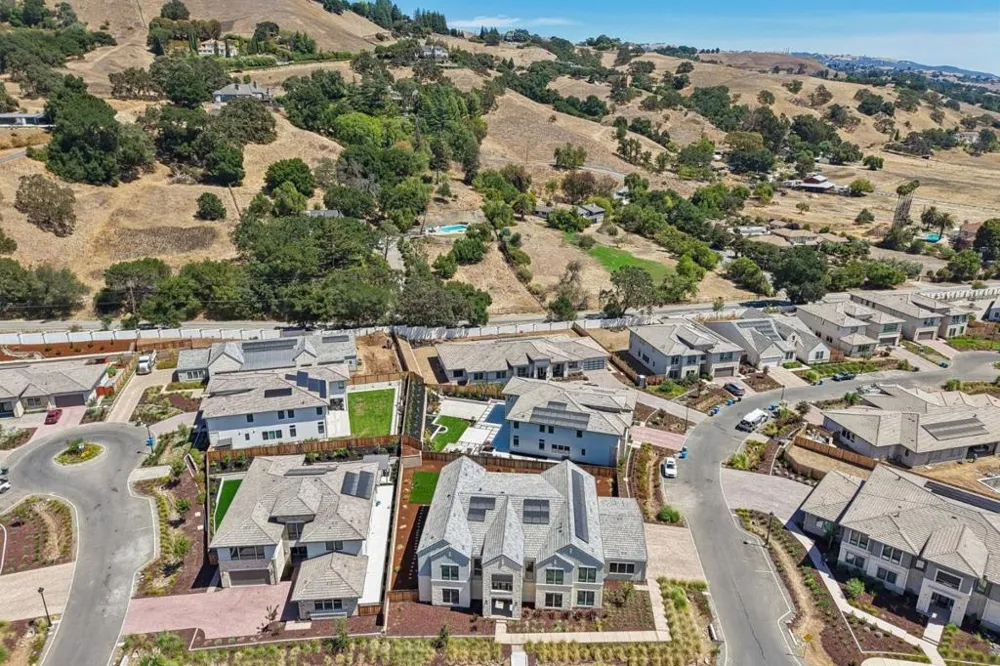 18471 Corte Zapala Morgan Hill, CA 95037
