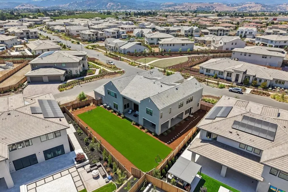 18471 Corte Zapala Morgan Hill, CA 95037