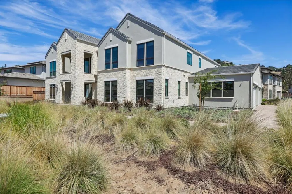 18471 Corte Zapala Morgan Hill, CA 95037
