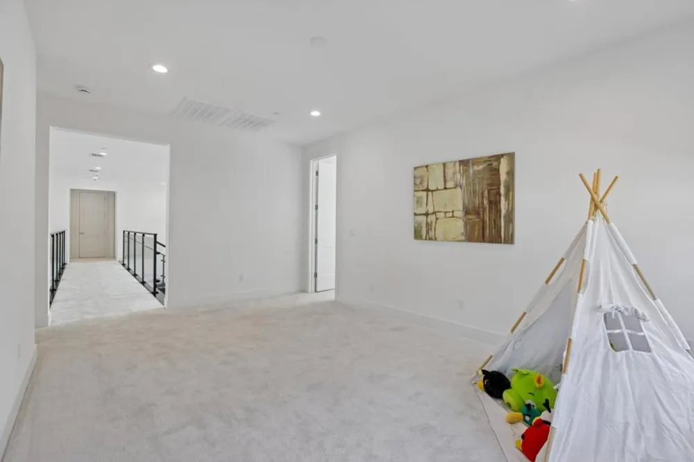 18471 Corte Zapala Morgan Hill, CA 95037