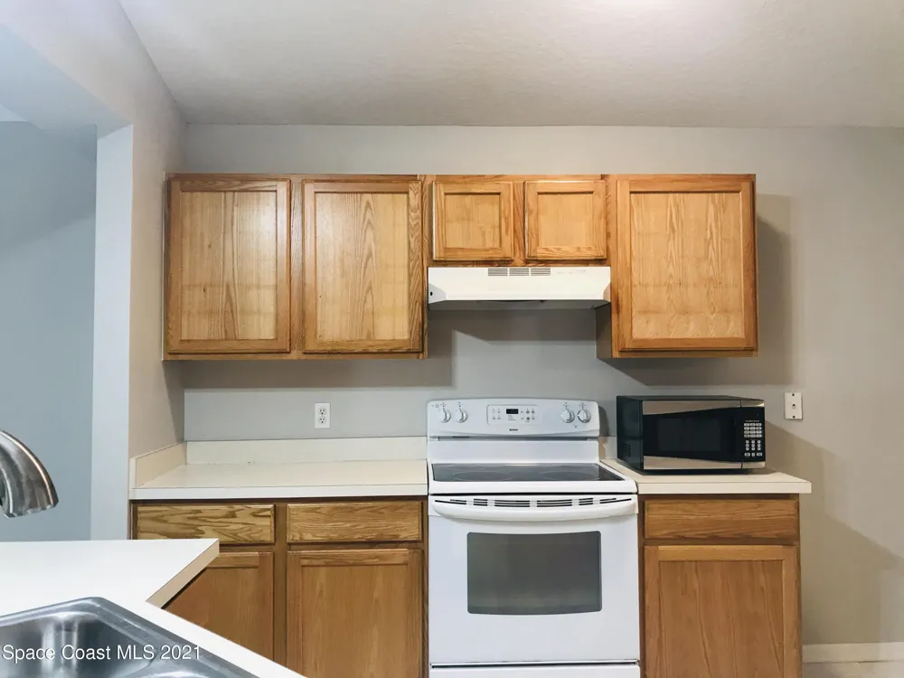 2205 Myla Lane Melbourne, FL 32935