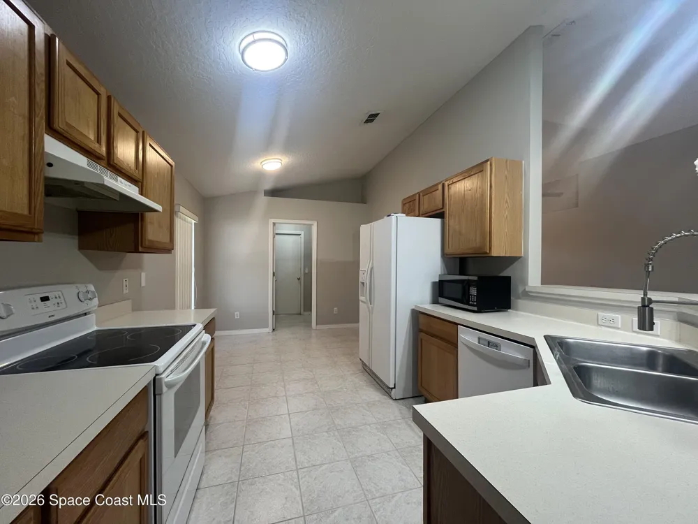2205 Myla Lane Melbourne, FL 32935