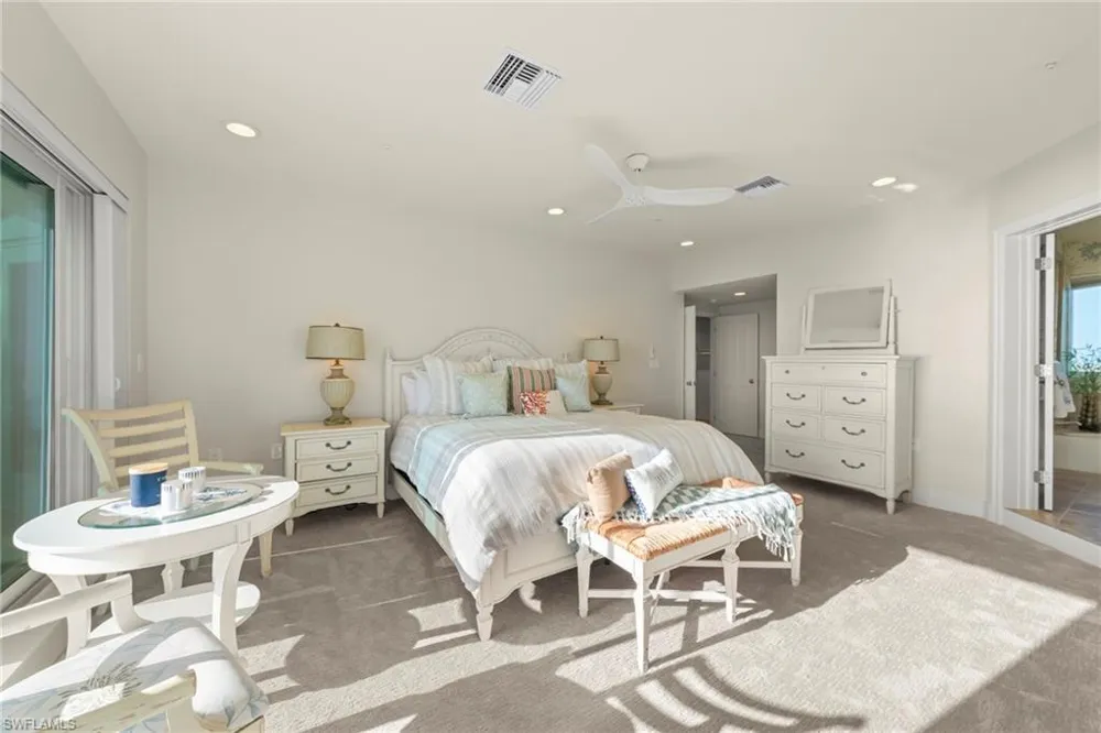 1071 S Seas Plantation Road Captiva, FL 33924