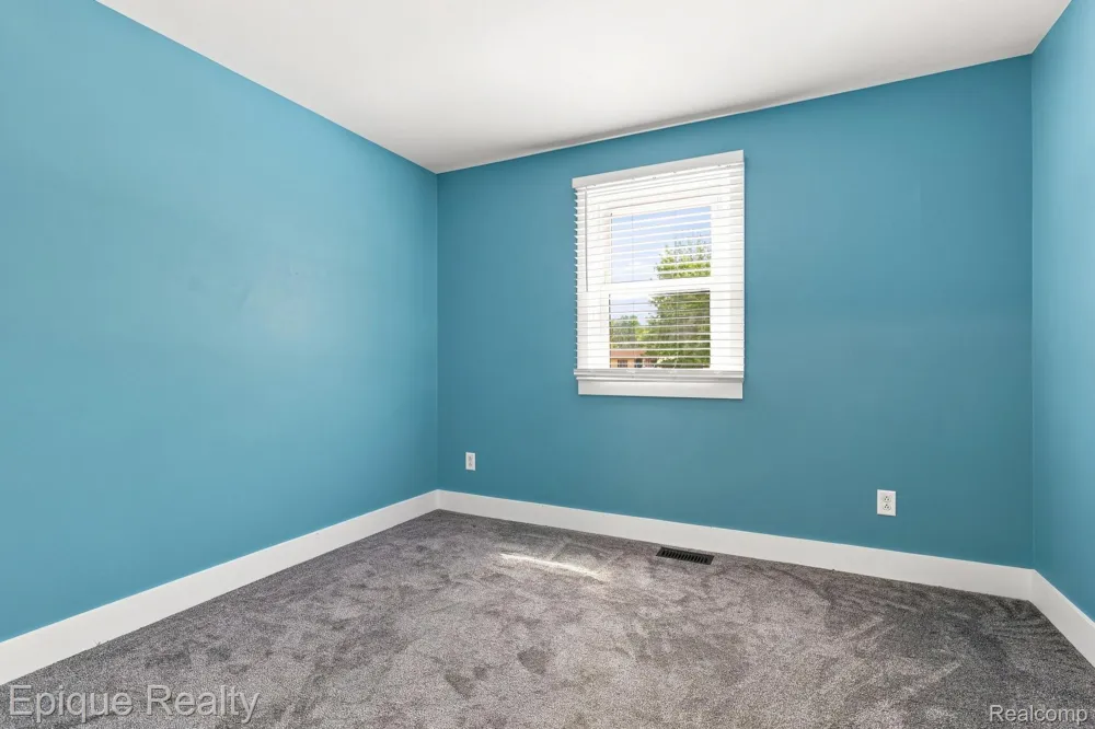 4608 Huntington Drive Port Huron Charter Township, MI 48060