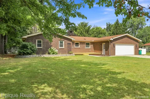 4608 Huntington Drive