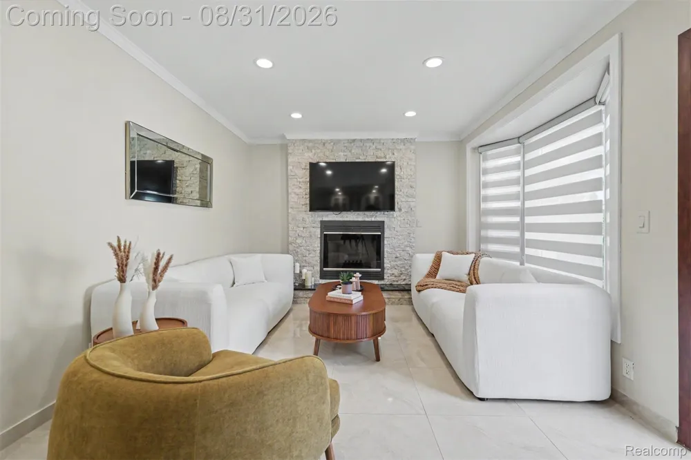 546 Nightingale Street Dearborn City, MI 48128