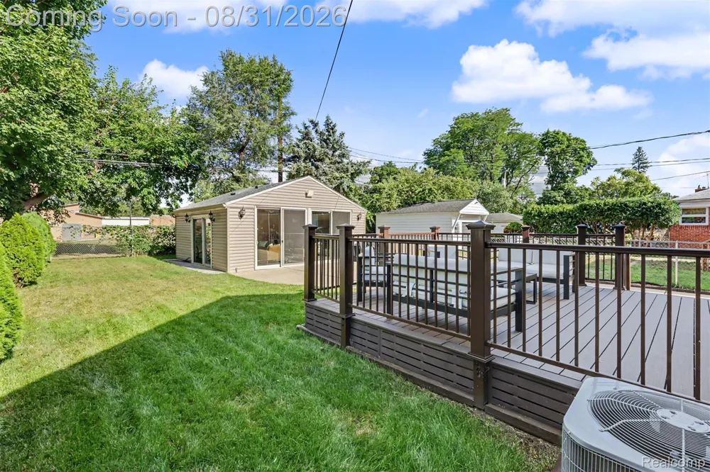 546 Nightingale Street Dearborn City, MI 48128
