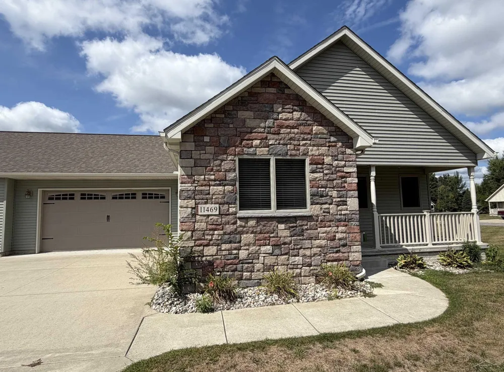 11469 Windmill Pointe Point Vienna Charter Township, MI 48420
