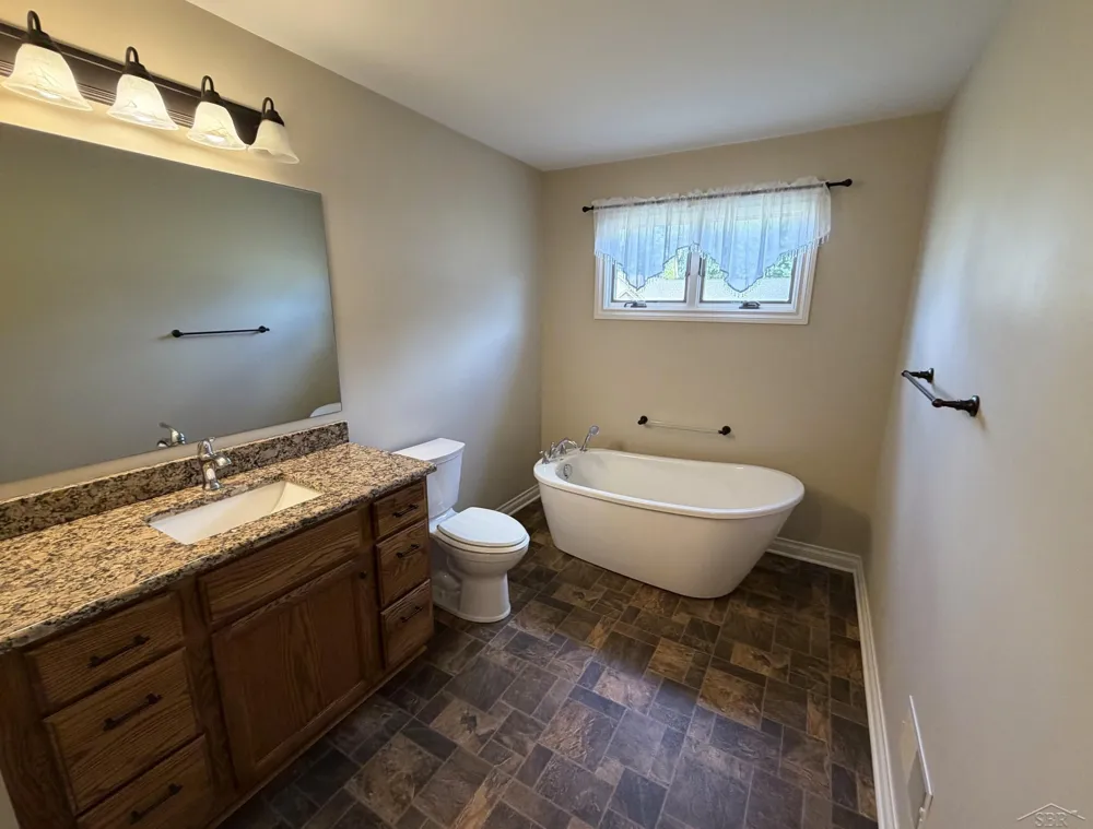 11469 Windmill Pointe Point Vienna Charter Township, MI 48420