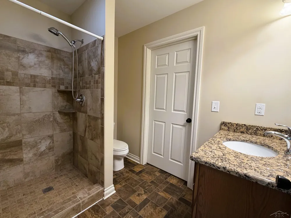 11469 Windmill Pointe Point Vienna Charter Township, MI 48420