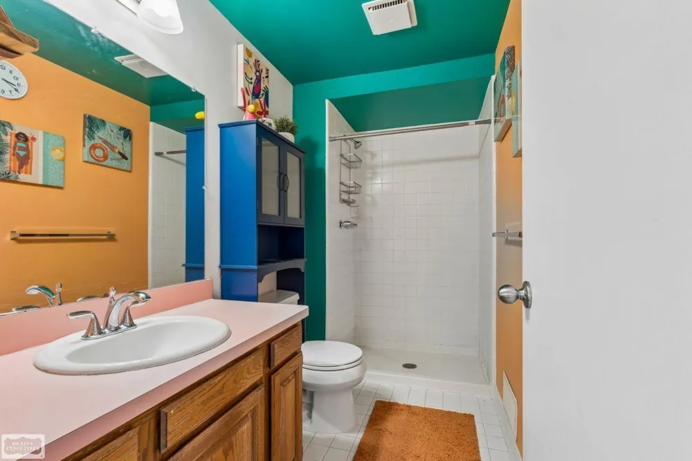 698 Tennyson Court Rochester Hills City, MI 48307
