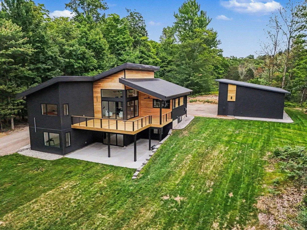 5228 Hanna Road Whitewater Township, MI 49690