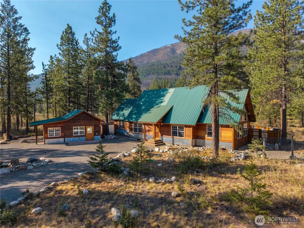 9 Deer Run Loop Road Winthrop, WA 98856