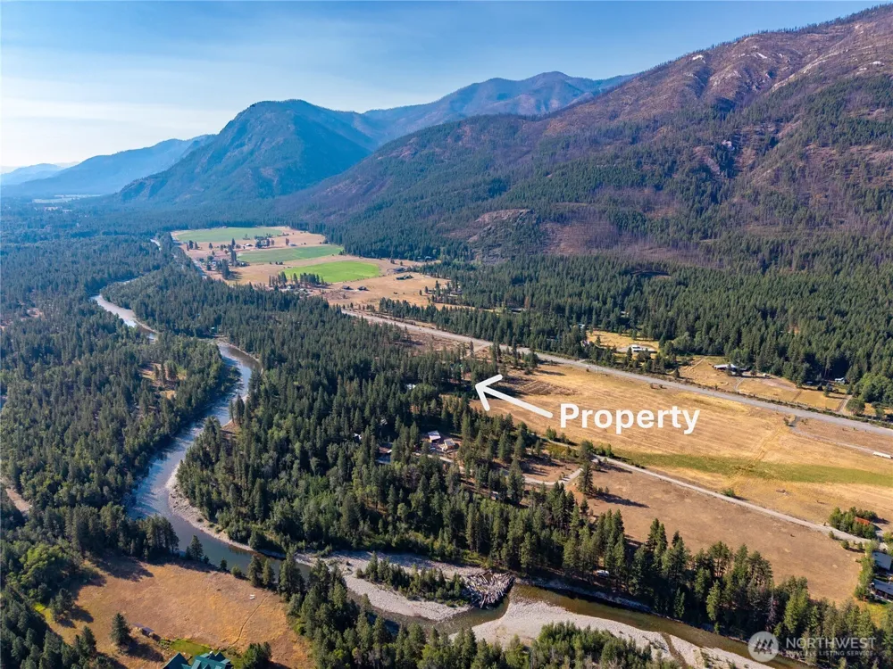 9 Deer Run Loop Road Winthrop, WA 98856
