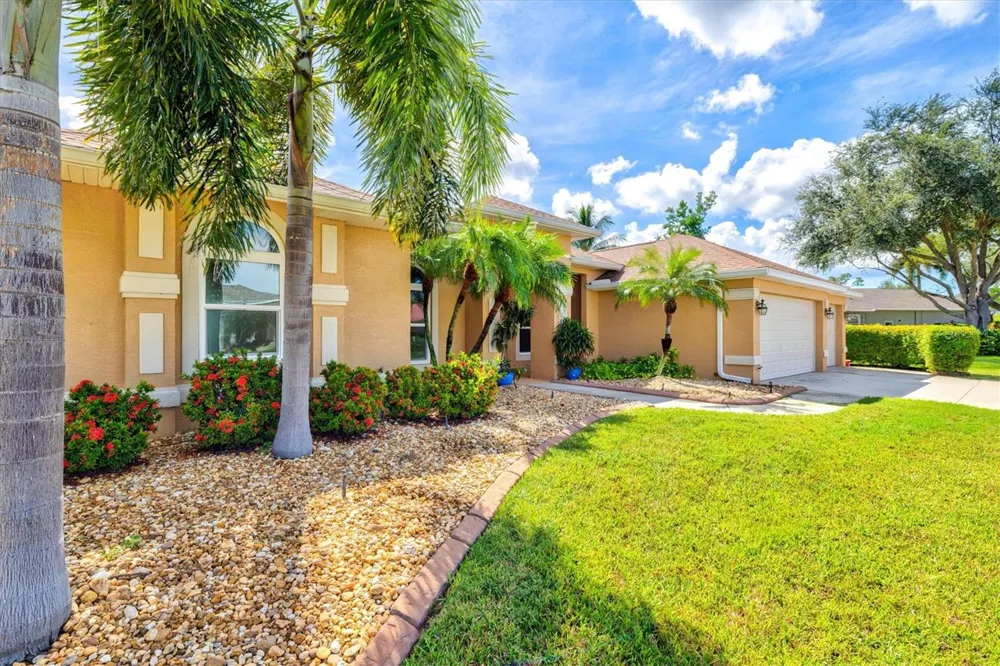 203 LAKE VICTORIA COURT Englewood, FL 34223