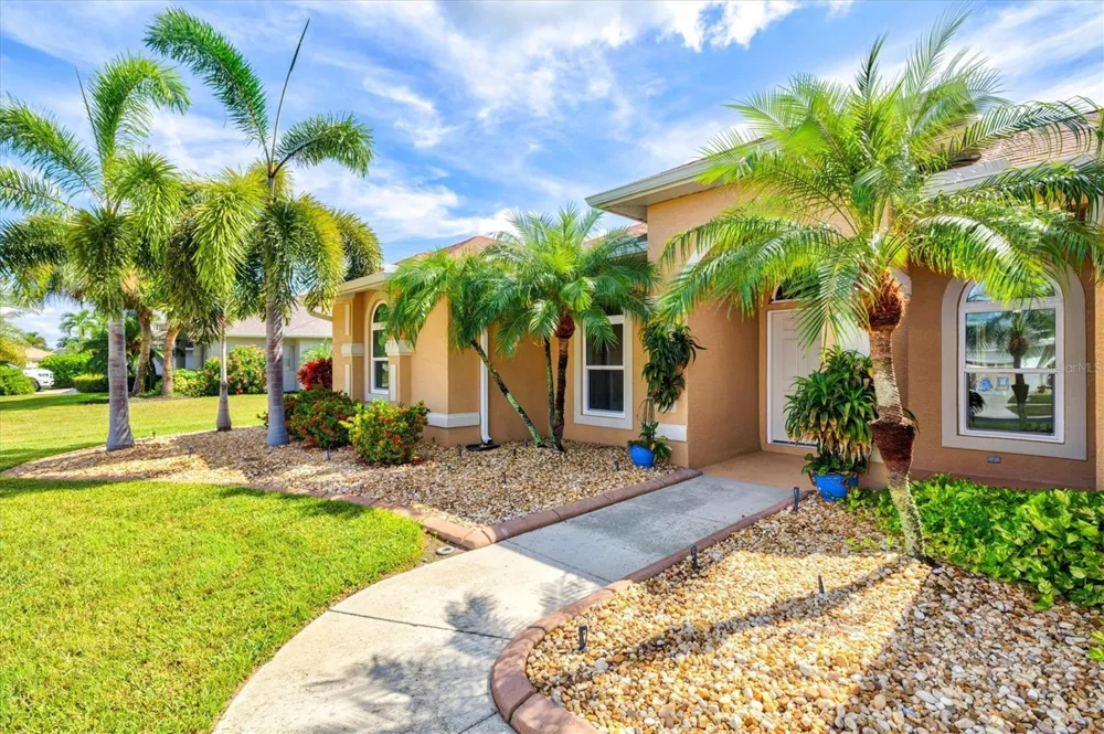 203 LAKE VICTORIA COURT Englewood, FL 34223