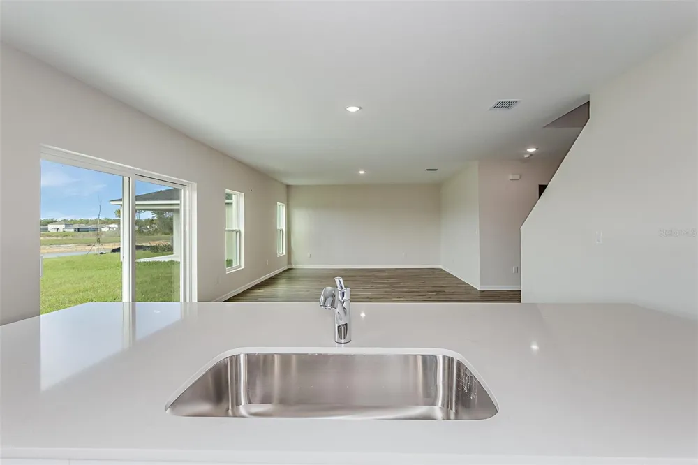 36715 THORNHEDGE DRIVE Zephyrhills, FL 33541