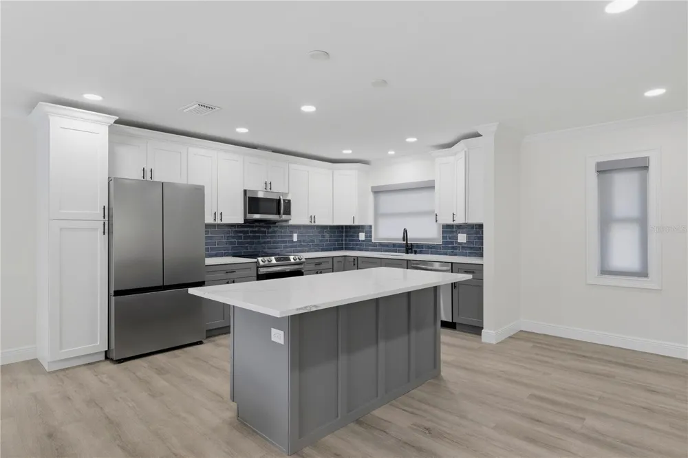 4411 15TH STREET St Petersburg, FL 33703