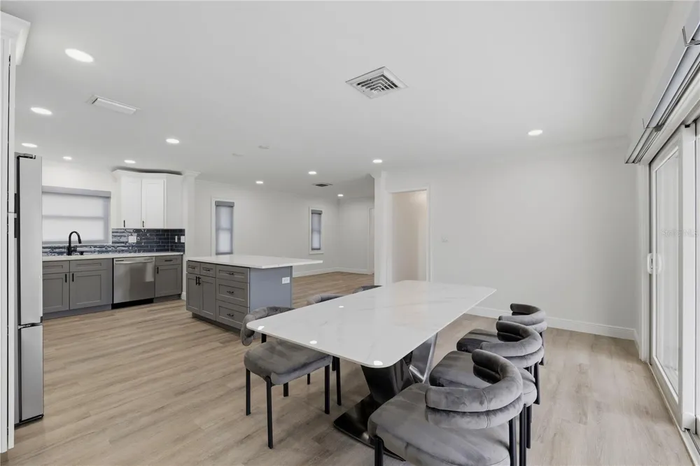 4411 15TH STREET St Petersburg, FL 33703