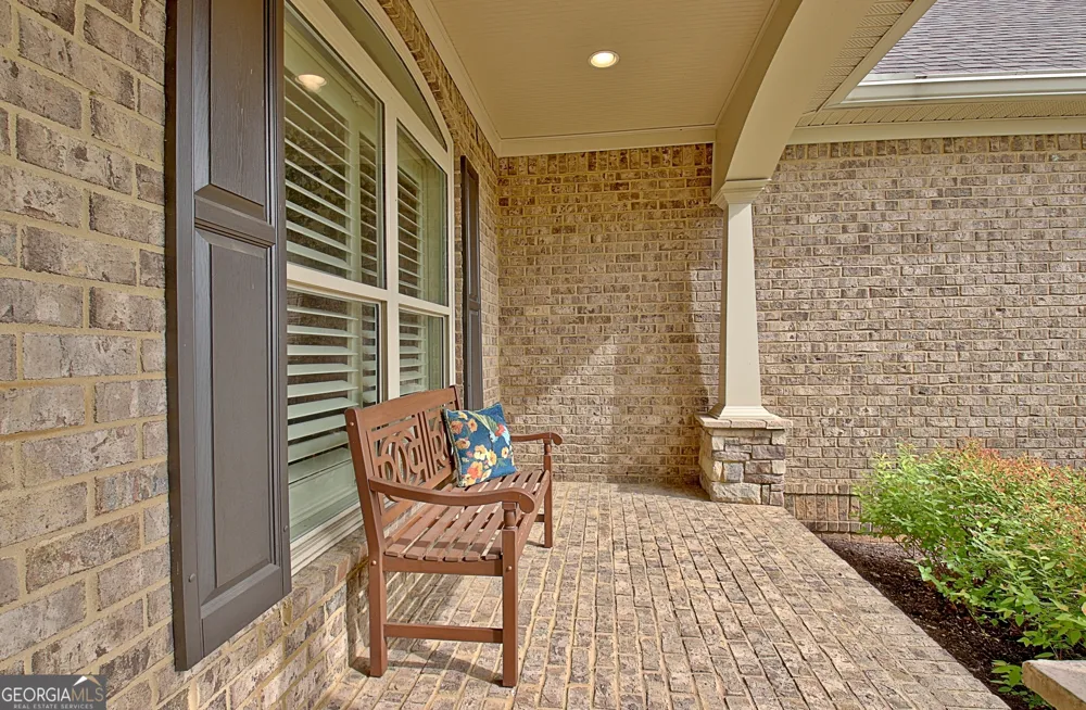 100 Wickham DR Tyrone, GA 30290