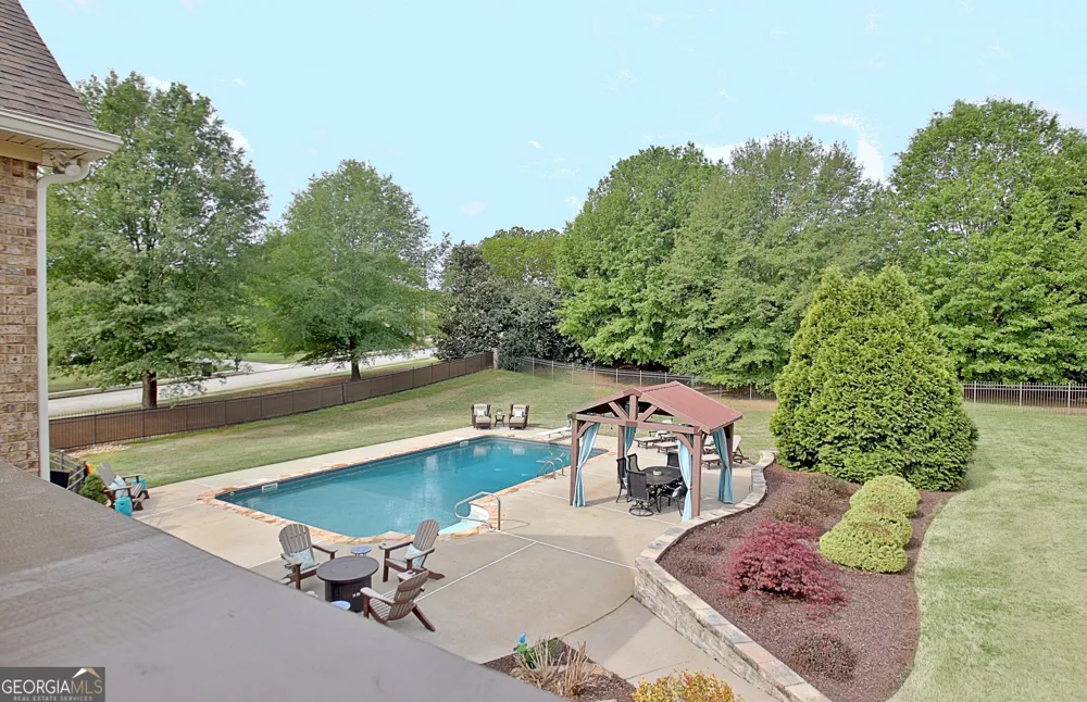 100 Wickham DR Tyrone, GA 30290
