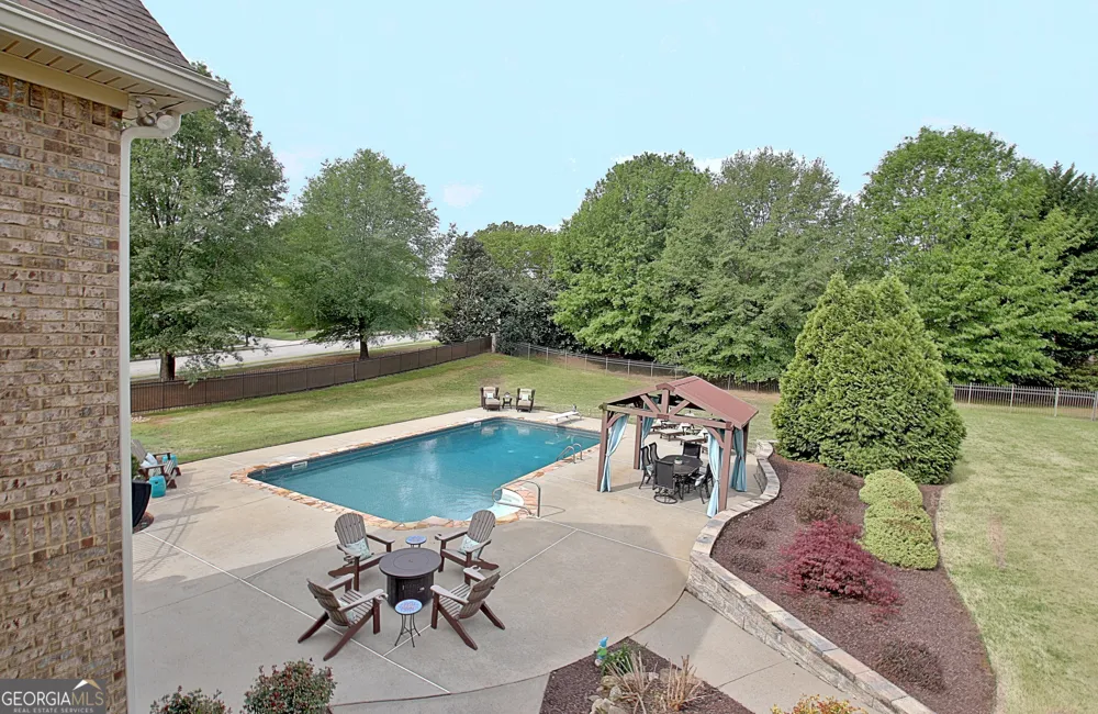 100 Wickham DR Tyrone, GA 30290