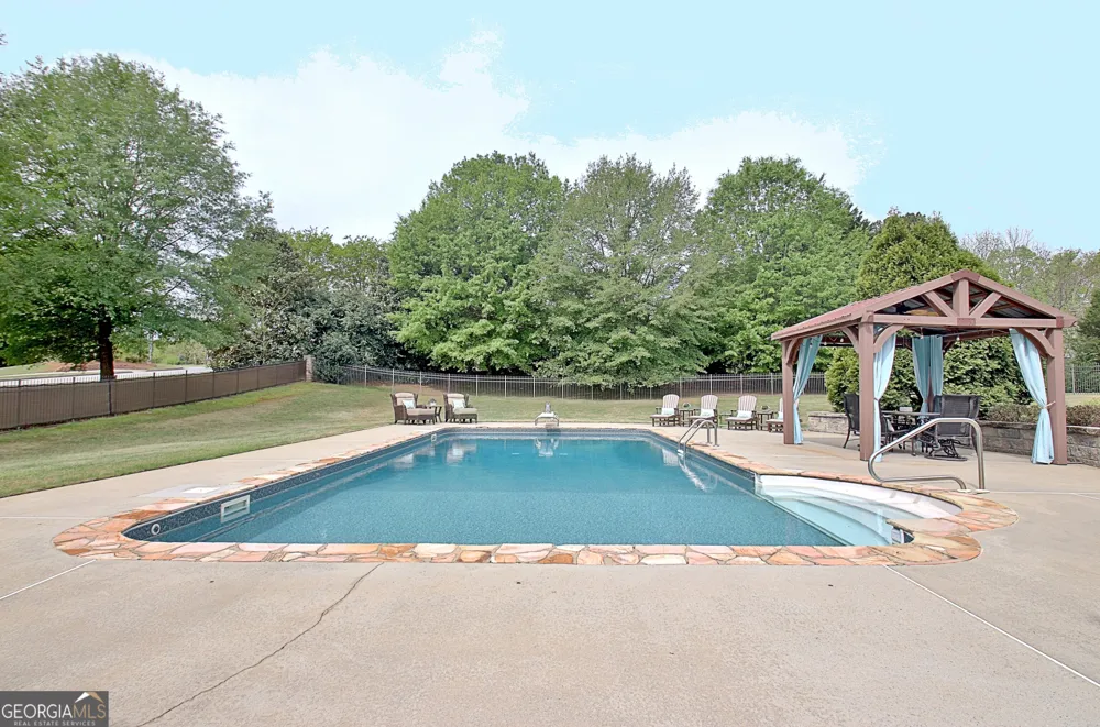 100 Wickham DR Tyrone, GA 30290