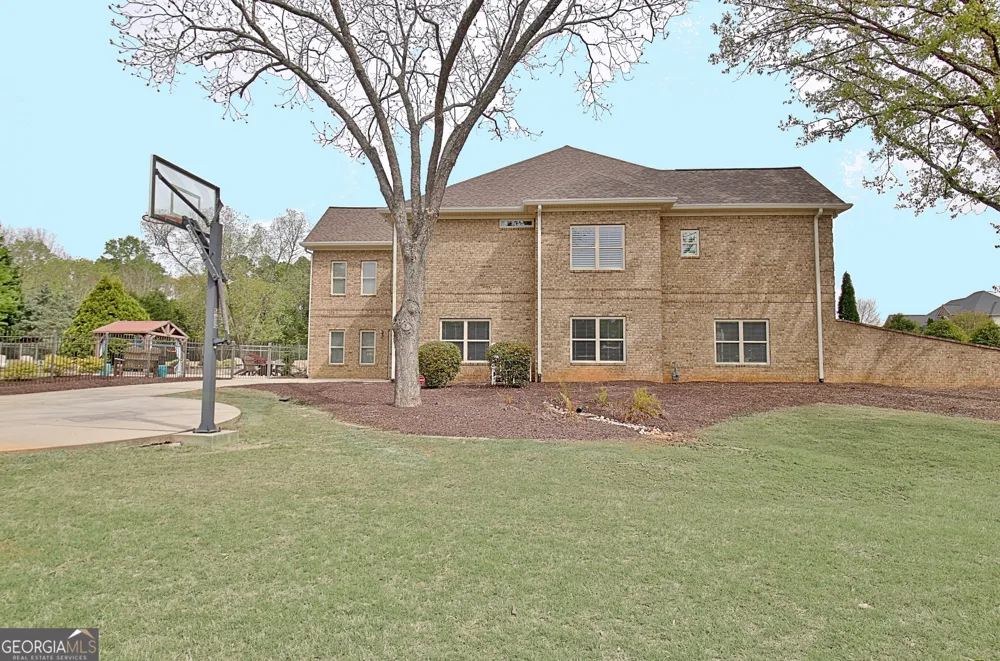 100 Wickham DR Tyrone, GA 30290