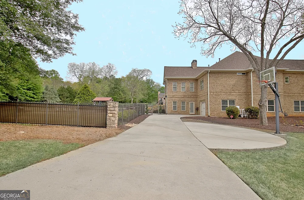 100 Wickham DR Tyrone, GA 30290