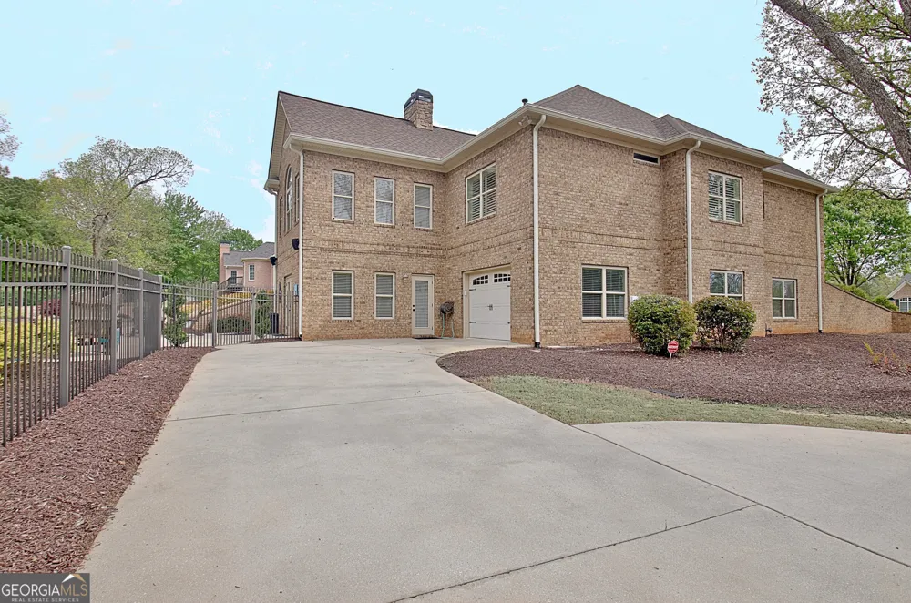 100 Wickham DR Tyrone, GA 30290