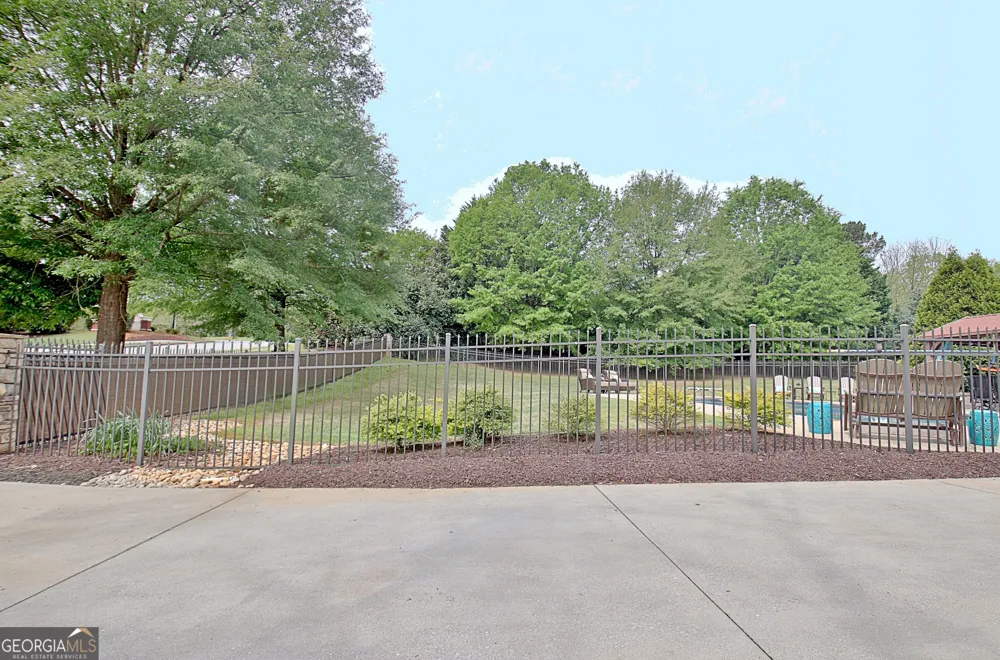 100 Wickham DR Tyrone, GA 30290
