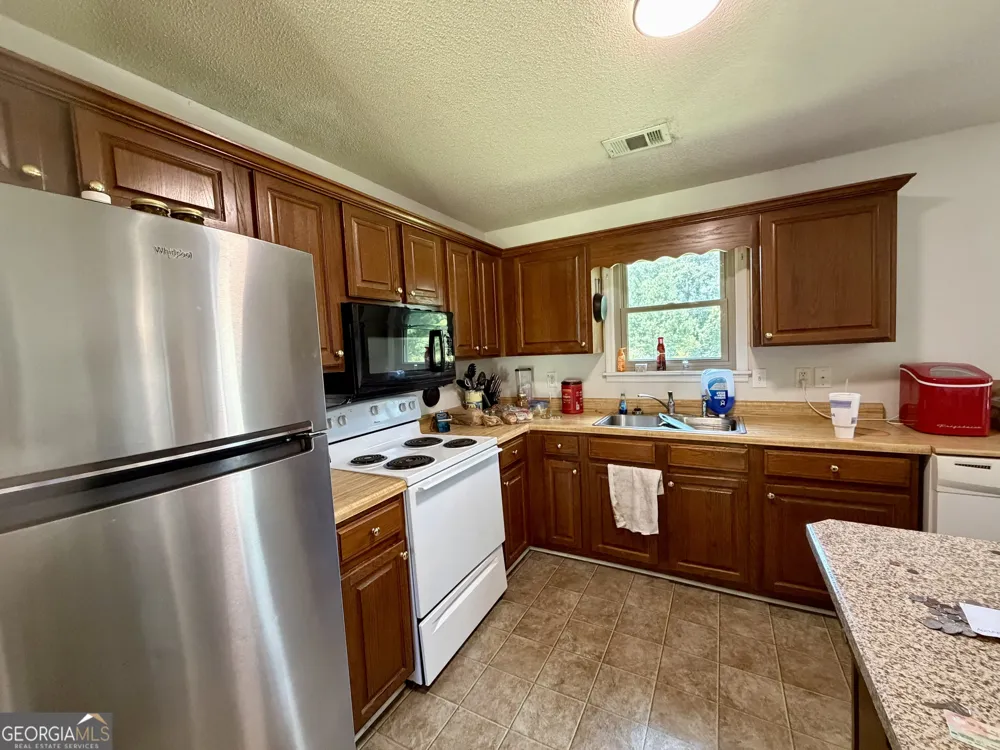 1490 N HWY 319 East Dublin, GA 31027