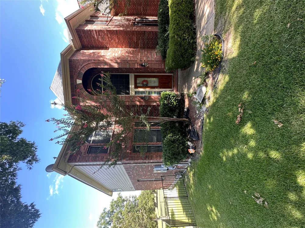 2007 Golden Bear Drive Round Rock, TX 78664