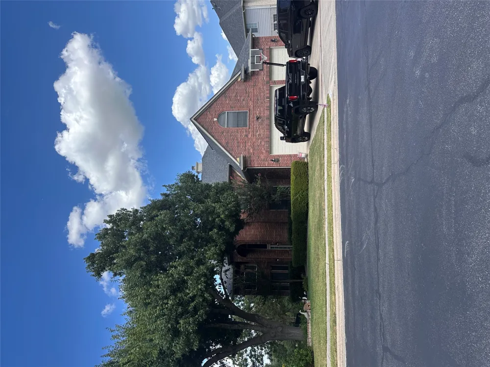 2007 Golden Bear Drive Round Rock, TX 78664